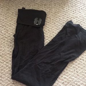 Victoria’s Secret yoga pants